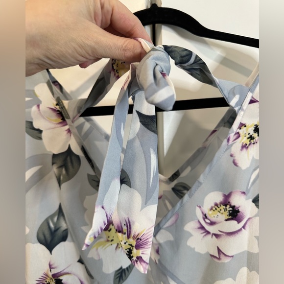 Shein Curve Women’s 4x (fits 3x) Blue Floral Short Sleeve Top NEW - Picture 7 of 8